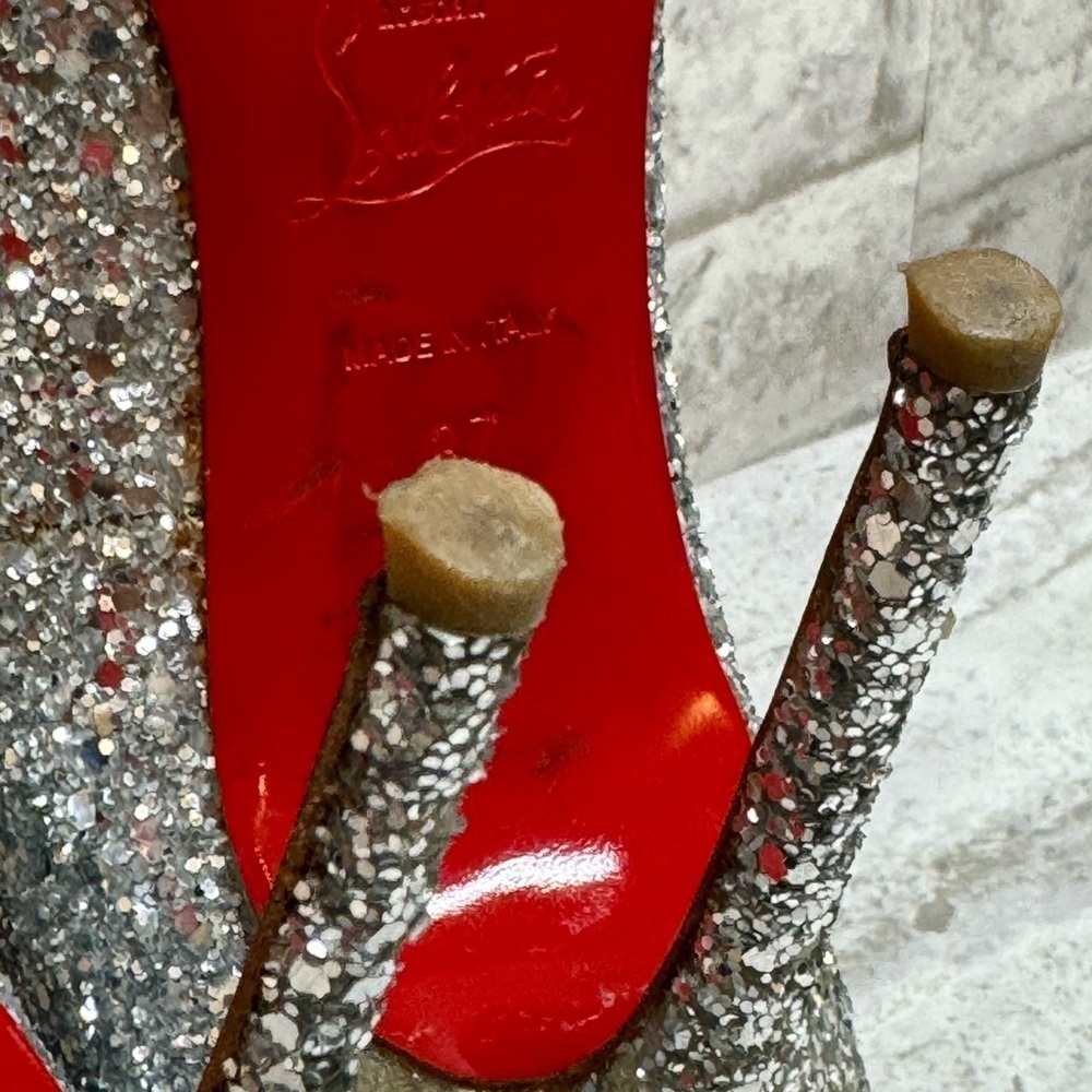 Christian Louboutin Metallic Silver Coarse Glitter Lady Lynch Pumps Size 37 US 7 - Picture 10 of 13